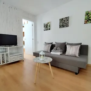 https://apartamentos-penibetico-con-parking-y-wifi-by-surynieve.es-andalucia.com